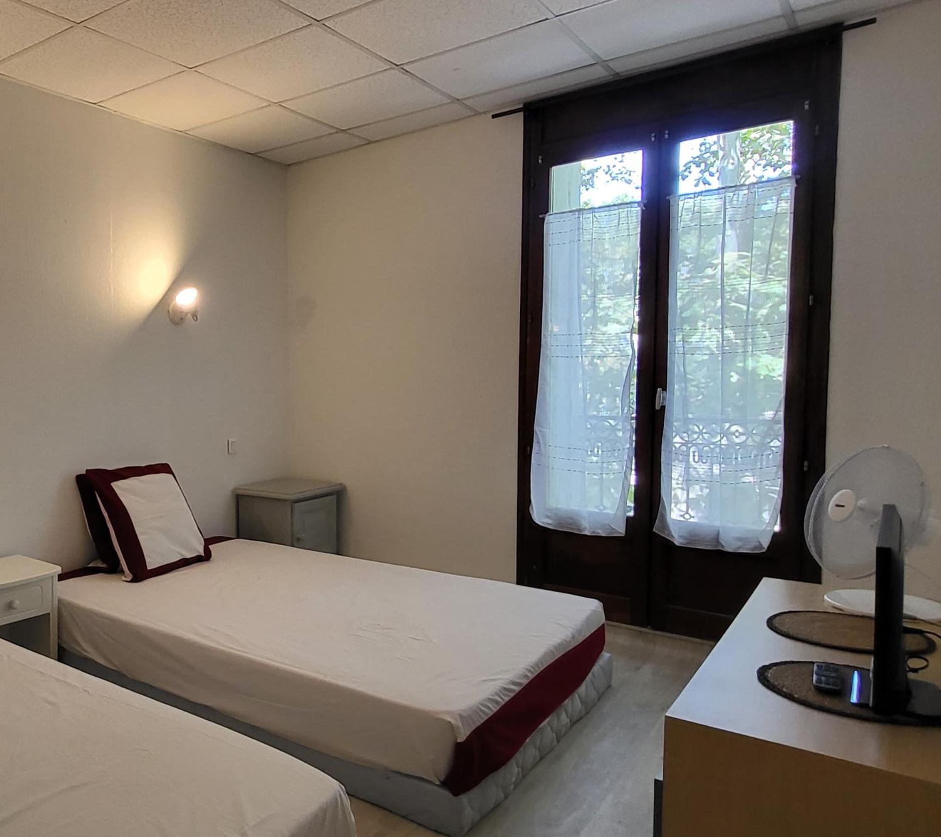 Residence Adele - Chambres D'Hotes Agde Εξωτερικό φωτογραφία