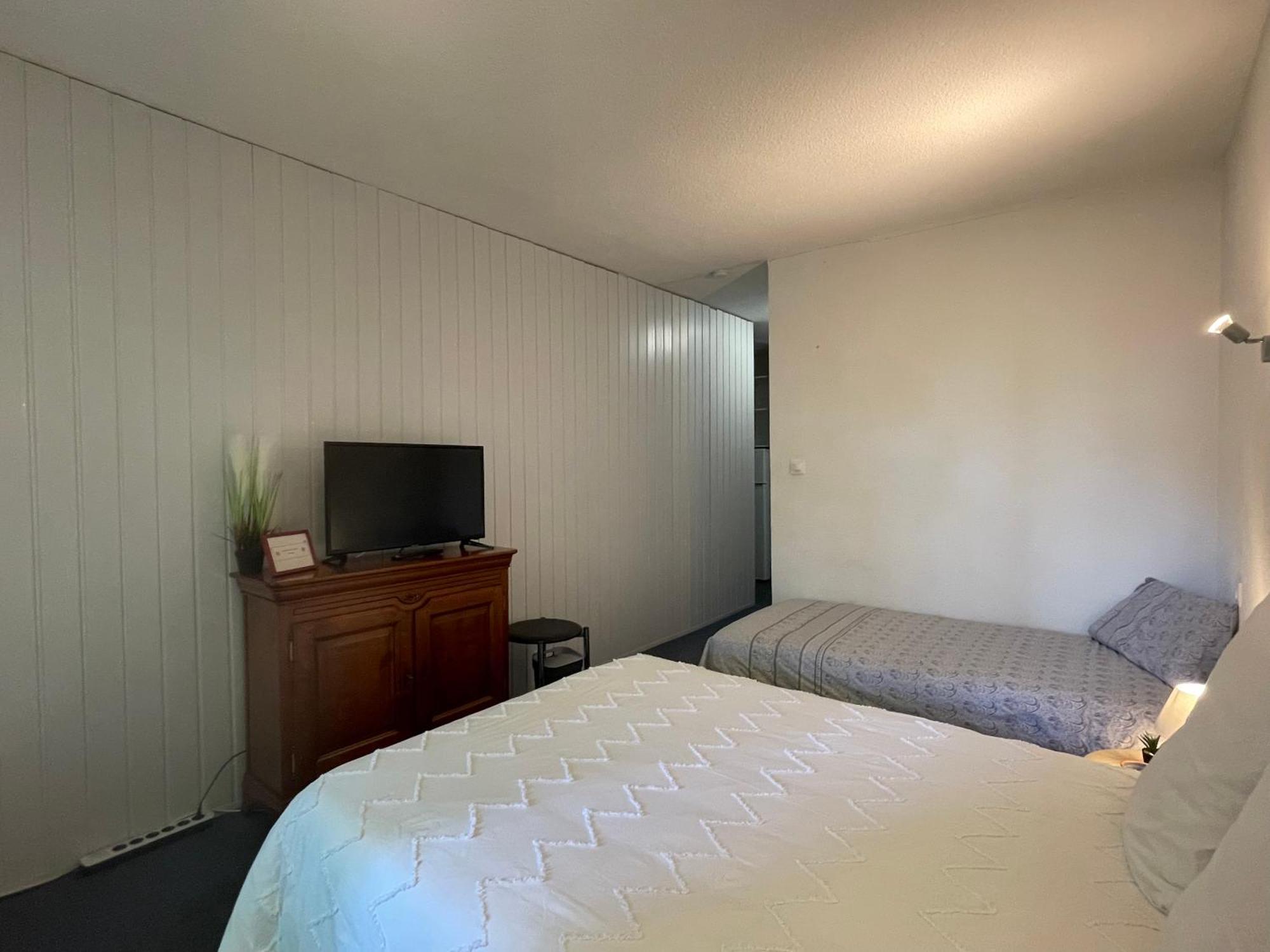 Residence Adele - Chambres D'Hotes Agde Εξωτερικό φωτογραφία